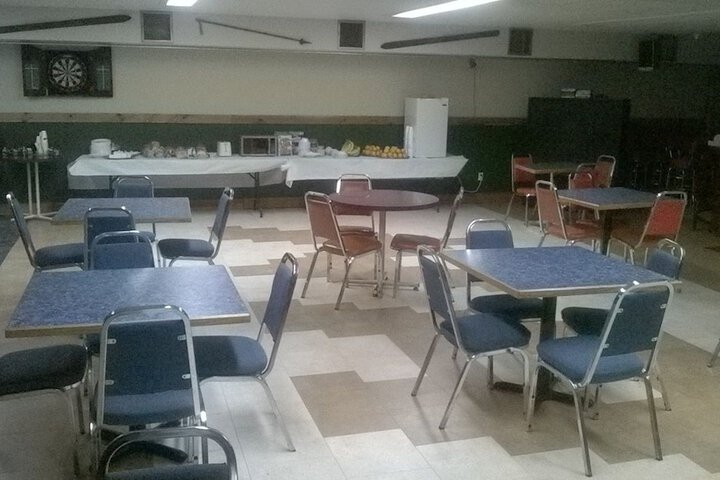 Dining 46 of 75