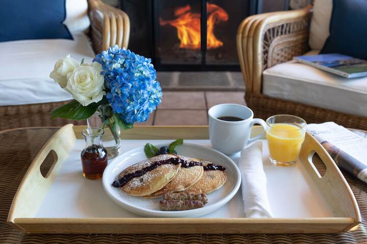 Breakfast/Coffee Service 71 of 78