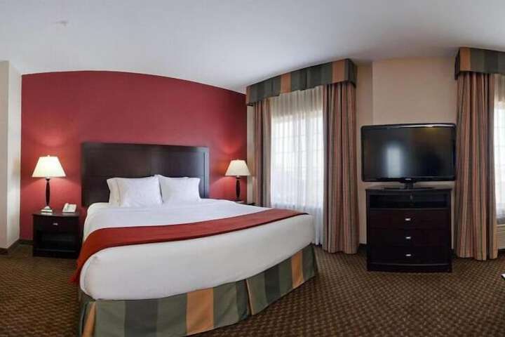 Room 15 of 27