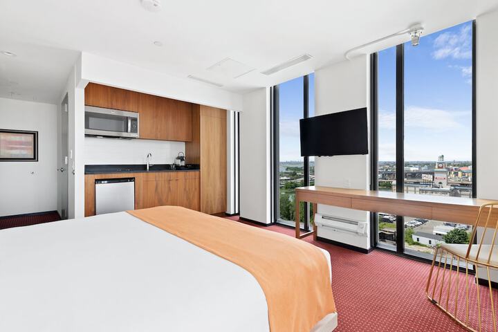 Room 36 of 61