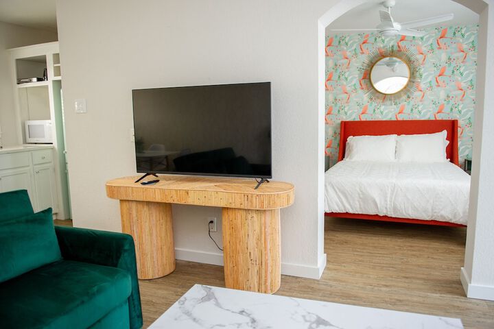 Room 75 of 128