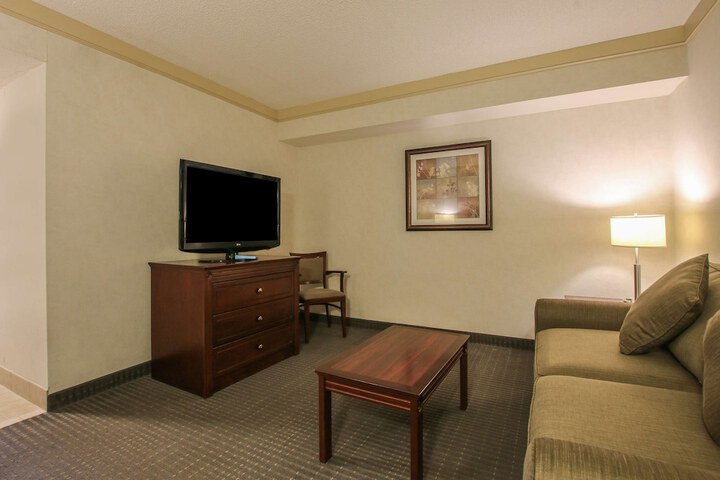 Room 60 of 118