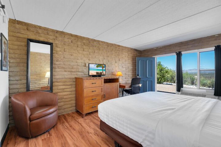 Tombstone Lookout Lodge SureStay Collection by Best Western