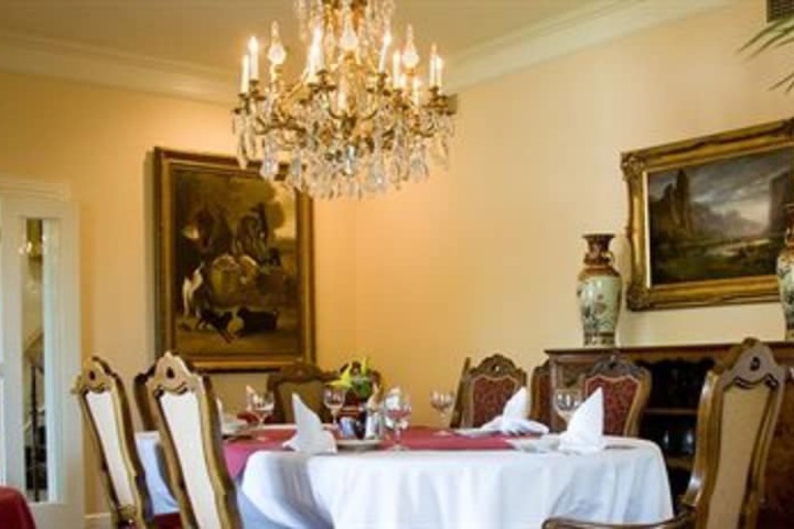 The Sanford House Inn & Spa
