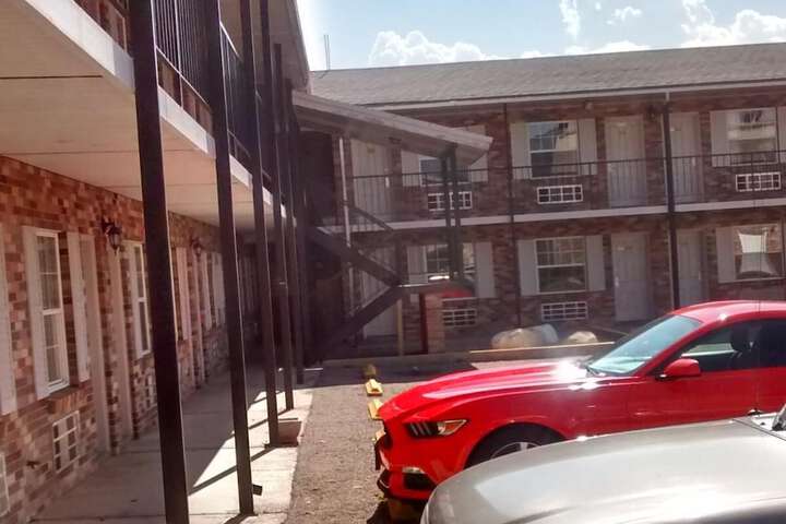 Hotel 4 of 17