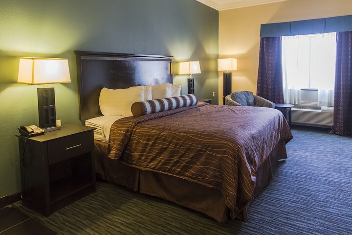 Room 15 of 46