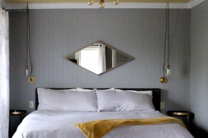 Room 70 of 115