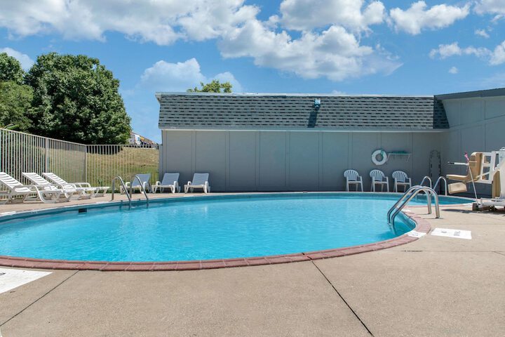 Pool 4 of 36