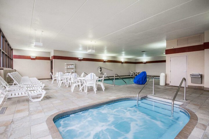 Pool 3 of 61