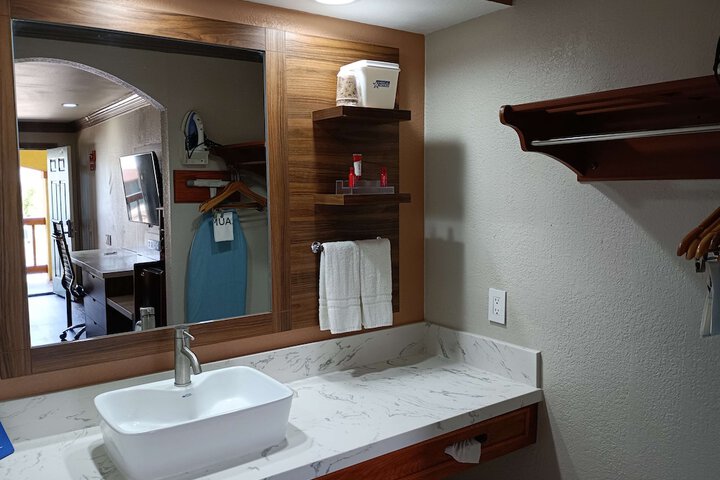 Americas Best Value Inn & Suites Alvin Houston