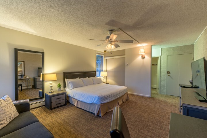 Room 41 of 59