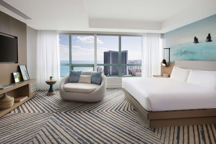 Room 54 of 168