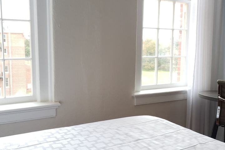 Room 55 of 89