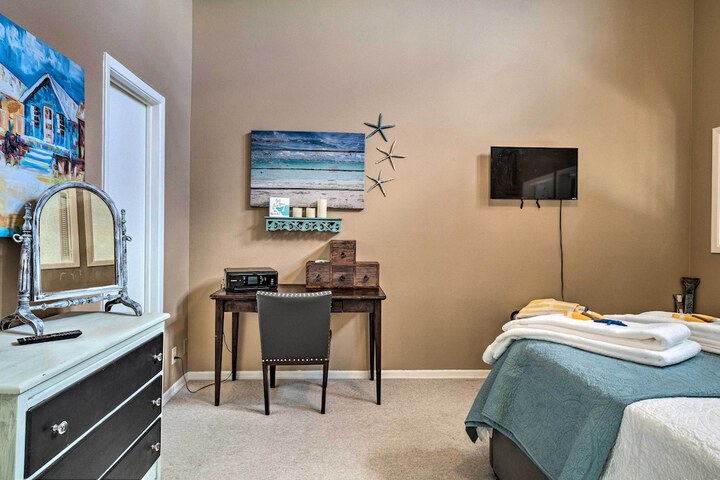 Horseshoe Bay Resort Townhome - Near Lake Lbj!