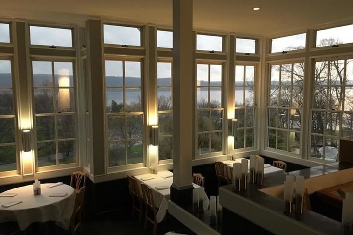 Dining 90 of 116
