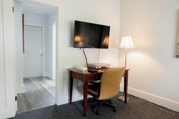Room 54 of 66