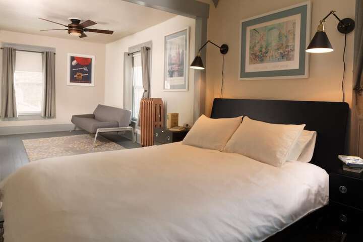Room 11 of 20