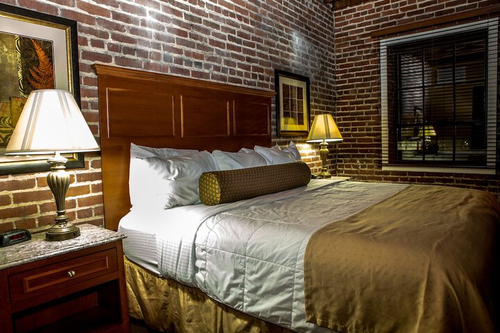 Jackson Park Inn an Ascend Collection Hotel