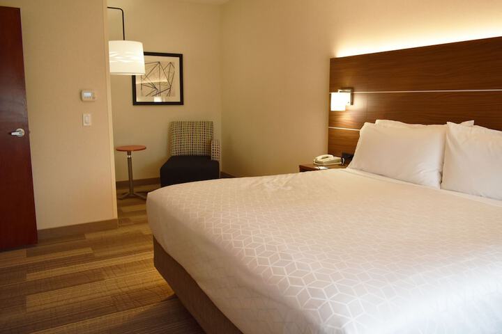 Holiday Inn Express & Suites Albany by IHG