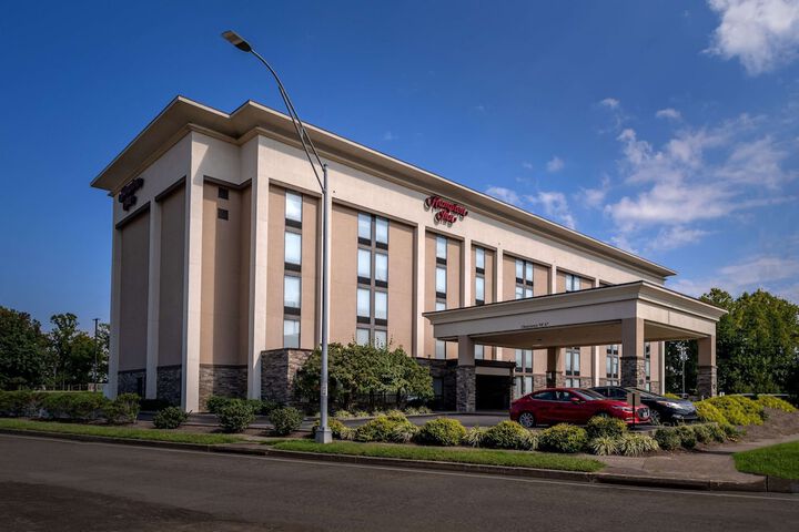 Hampton Inn Charleston-Downtown