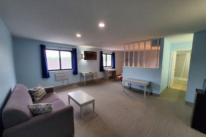Room 17 of 30