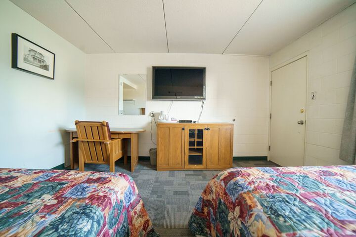 Room 6 of 21