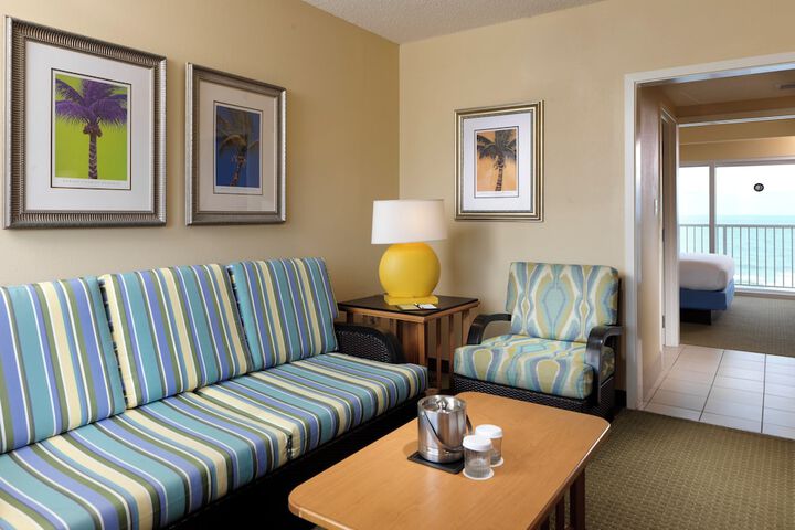 Room 16 of 102