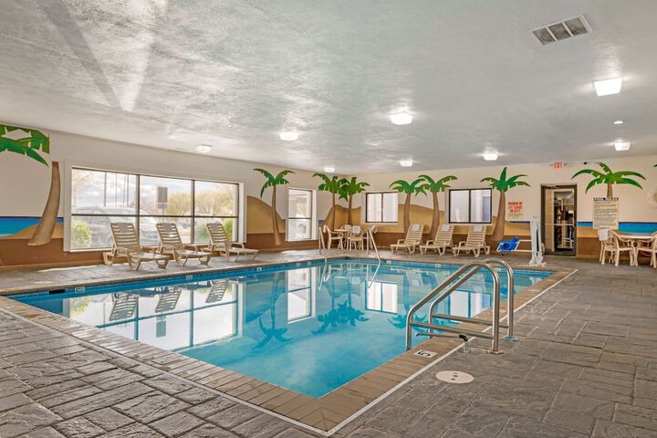 Pool 5 of 25