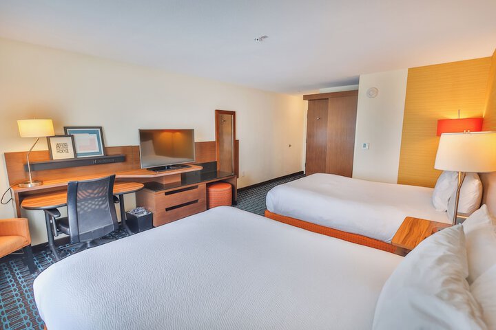 Wavecrest Lodge