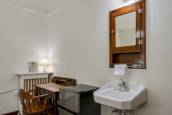 Ryan Hotel