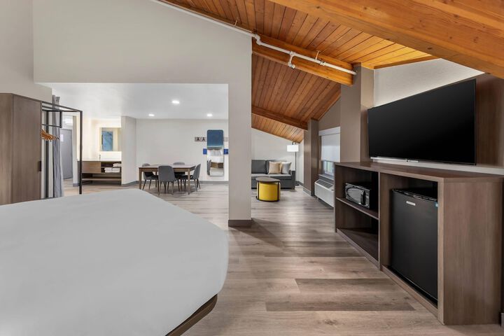 Comfort Inn Fontana