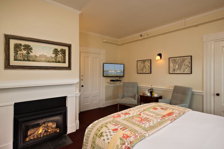 Room 42 of 89