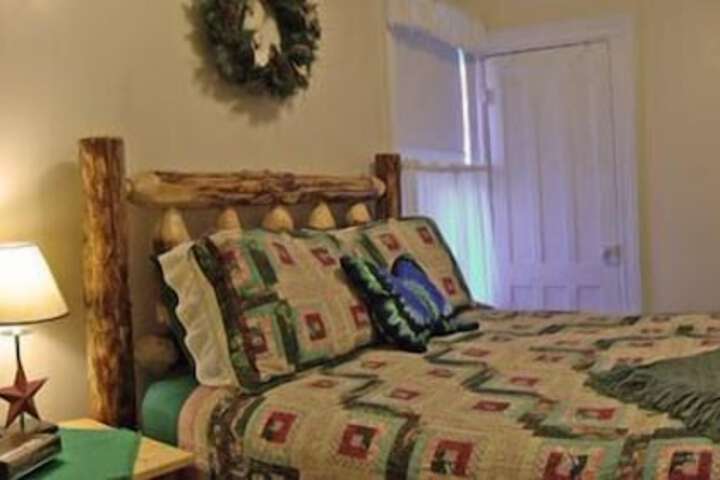 Room 6 of 7