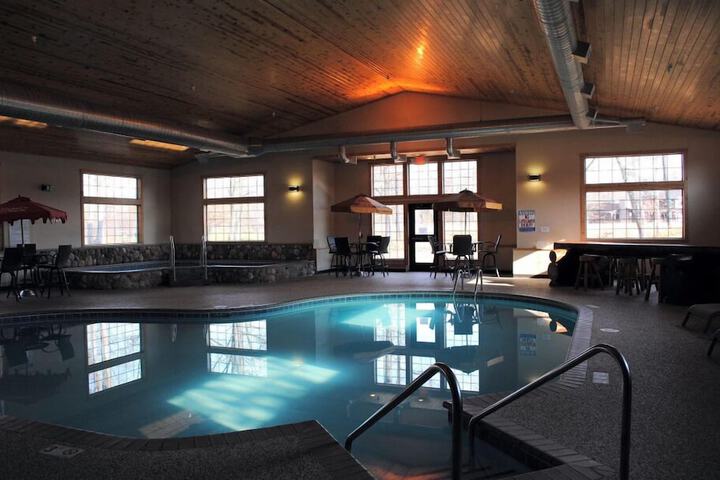 Pool 2 of 16