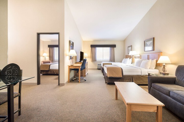 Room 42 of 53