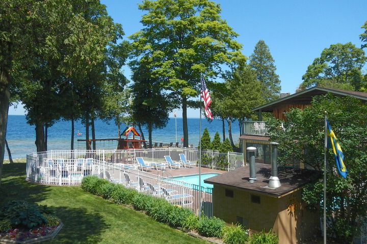Pool 5 of 38