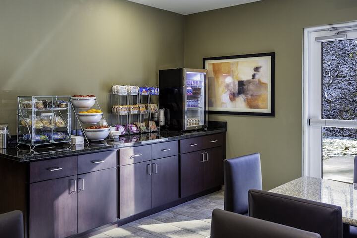 Cobblestone Inn & Suites - Brookville