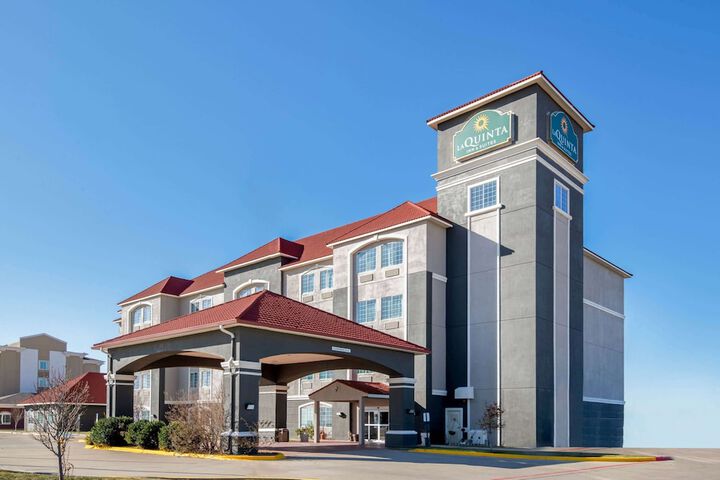 Hotel 2 of 49