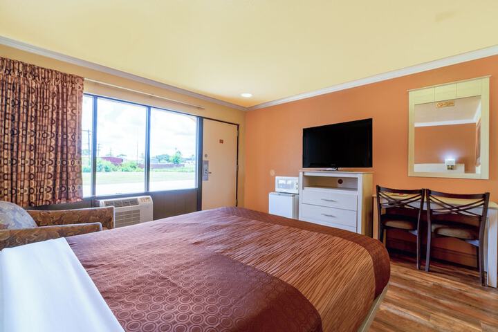 Room 56 of 81