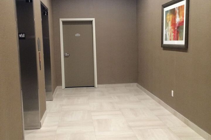 Ballroom/Hall 27 of 27