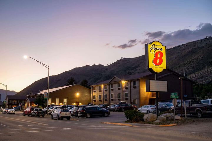 Hotel 19 of 63