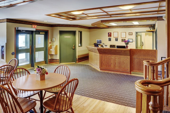 Lakeview Inns & Suites - Brandon