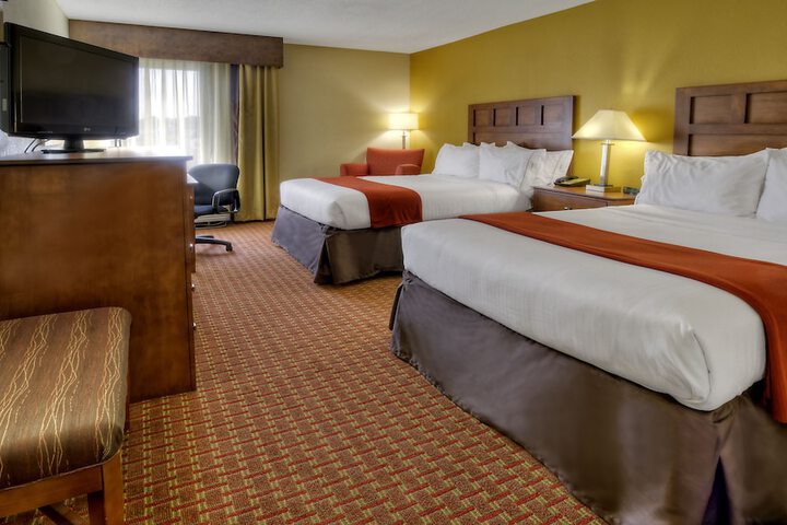 Room 12 of 24
