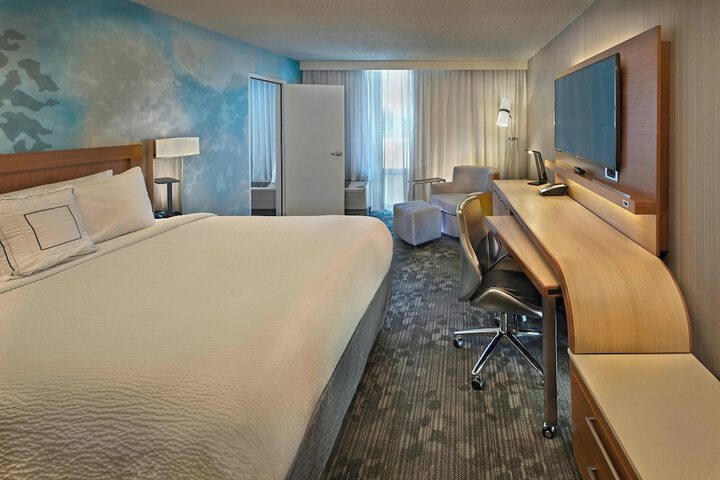Room 18 of 31