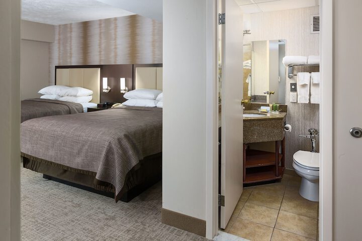 Room 17 of 52