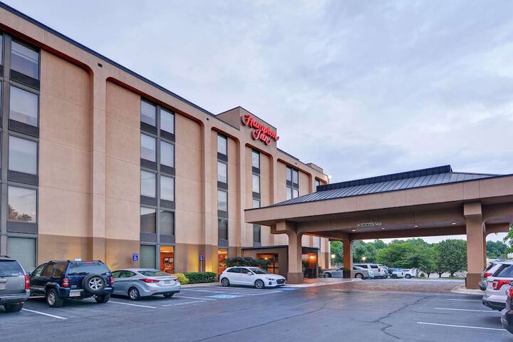Hotel 2 of 52