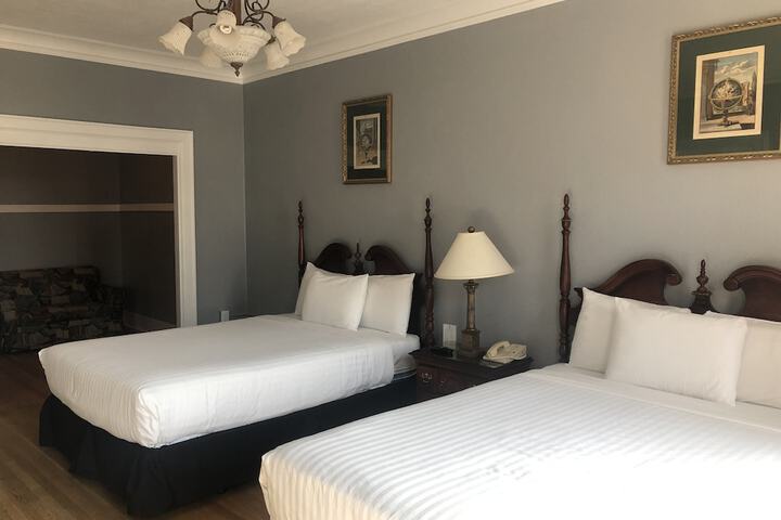 Room 21 of 40