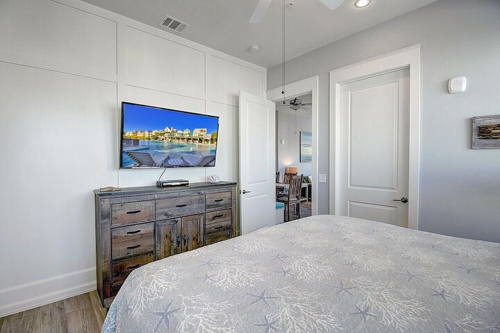 Room 25 of 44