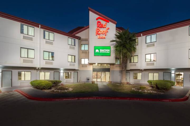 Hotel 5 of 30