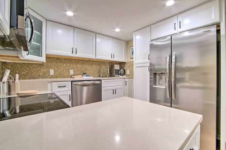 Cozy North Bend Getaway in Walkable Location!